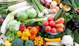 梦见同熟人吃瓜吃豆,与熟人共享瓜豆的温馨瞬间