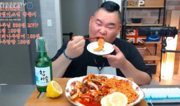 白哥吃瓜,揭秘娱乐圈那些不为人知的幕后故事