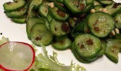 饭前吃脆瓜,清新开胃，健康饮食新选择